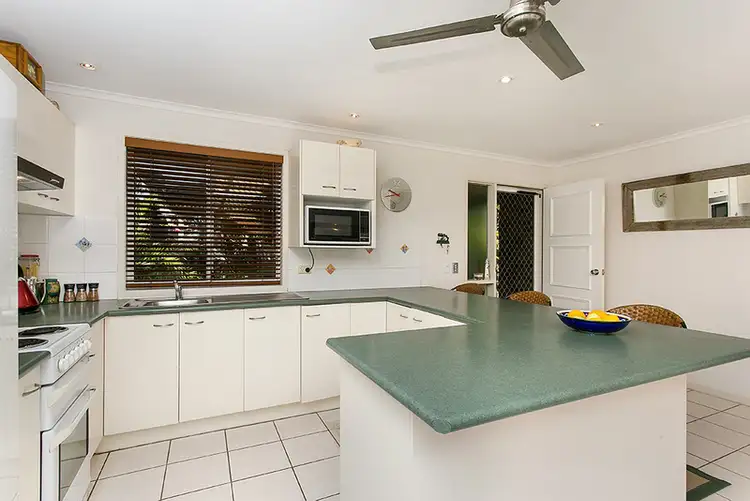 Sixth view of Homely house listing, 10 Tulipwood Court, Suffolk Park NSW 2481