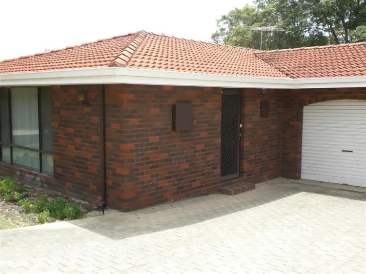4 More Court, Hamersley WA 6022