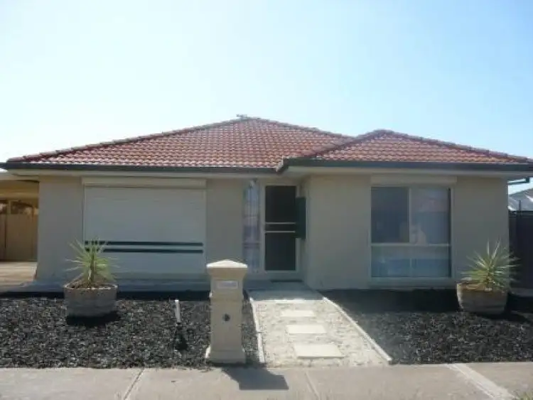 2 Finnbarr Way, Seabrook VIC 3028