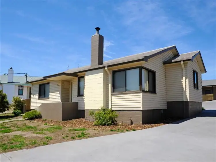 1/105 Bass Street, Warrane TAS 7018