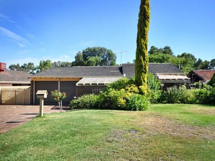 18 Amethyst Way, Carine WA 6020