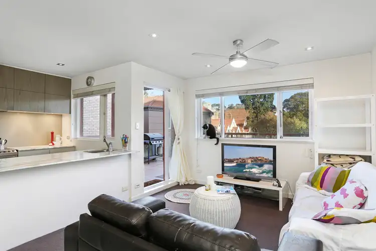 Third view of Homely apartment listing, 6/41 William Street, Double Bay NSW 2028