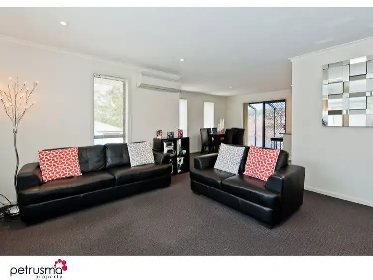 Fifth view of Homely unit listing, 2 / 2 Lomandra Drive, Blackmans Bay TAS 7052