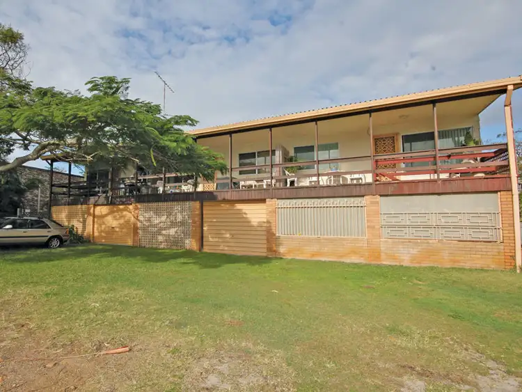 Main view of Homely unit listing, 2/7 Messines Street, Shoal Bay NSW 2315