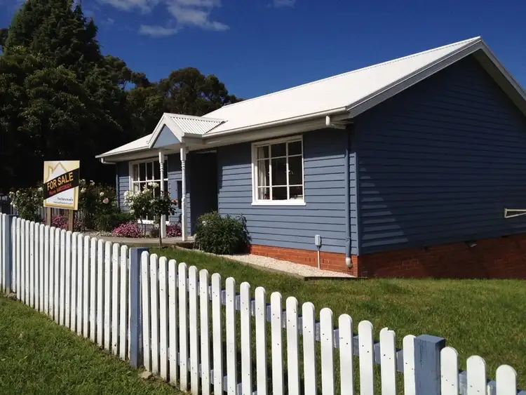 Second view of Homely unit listing, 140B Roslyn Avenue, Blackmans Bay TAS 7052