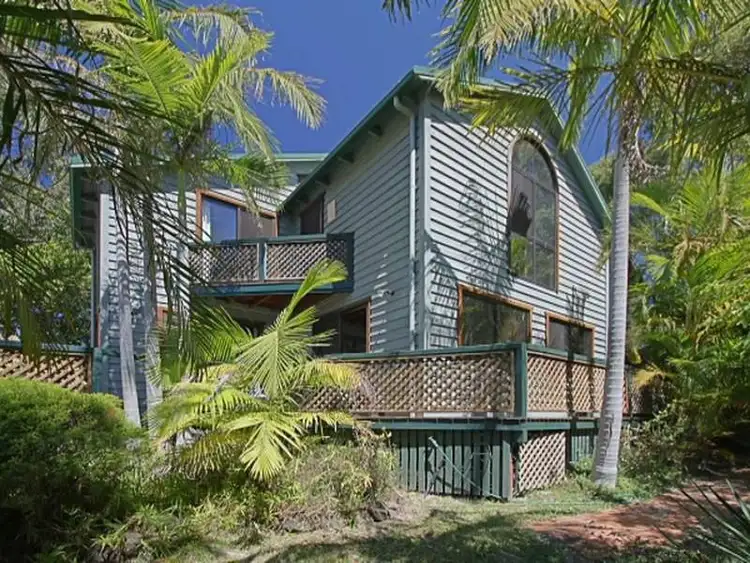 8 Tamarind Court, Suffolk Park NSW 2481