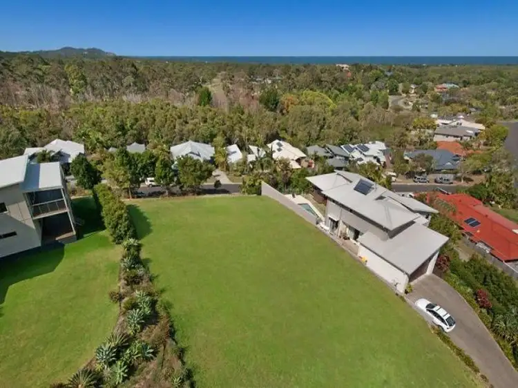 13 Hoop Pine Lane, Suffolk Park NSW 2481