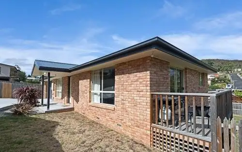 Main view of Homely house listing, Unit 3/106 Gordons Hill Road, Lindisfarne TAS 7015