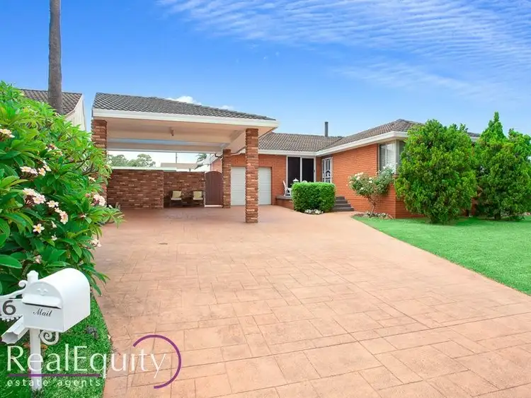 16 Holly Avenue, Chipping Norton NSW 2170