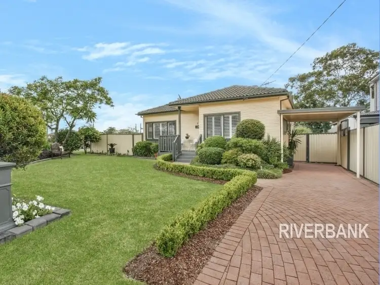 2 Hall Place, Guildford NSW 2161