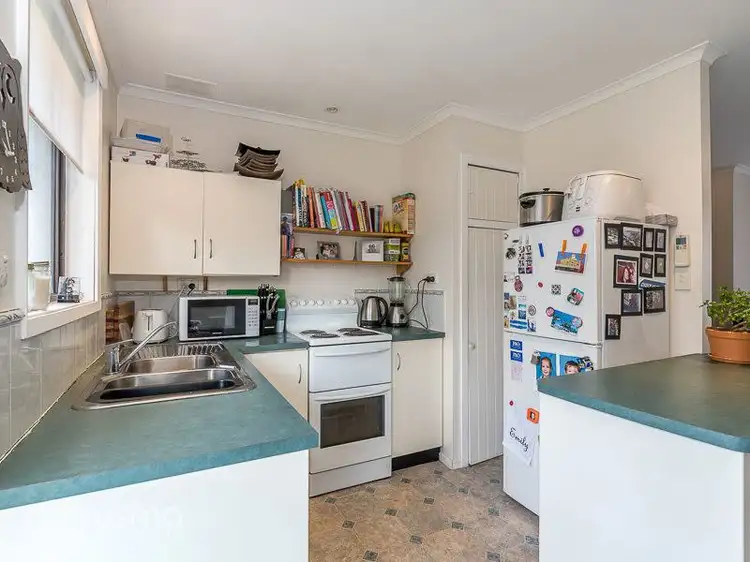 Fifth view of Homely unit listing, 2/122 Summerleas Road, Kingston TAS 7050