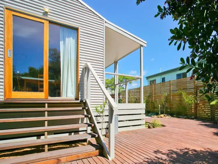 2/7 Newcombe Street, Marengo VIC 3233