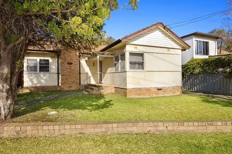 Main view of Homely house listing, 2 Bullecourt Avenue, Engadine NSW 2233