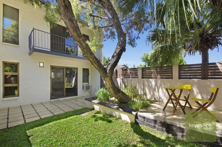 2/47 Warburton Street, North Ward QLD 4810