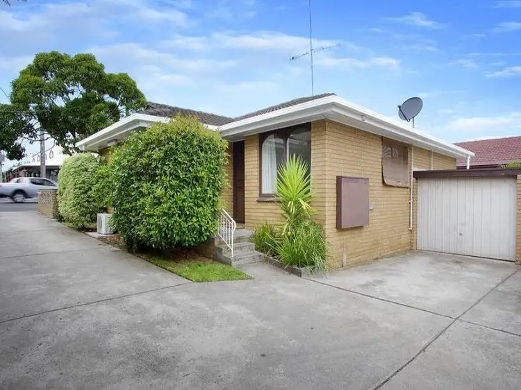 1/349 Pakington Street, Newtown VIC 3220