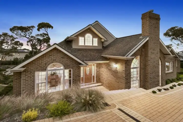 Second view of Homely house listing, 2 Murralinga Place, Mount Eliza VIC 3930