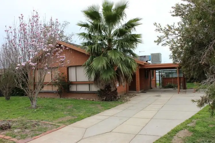 83 Mckell Avenue, Mount Austin NSW 2650