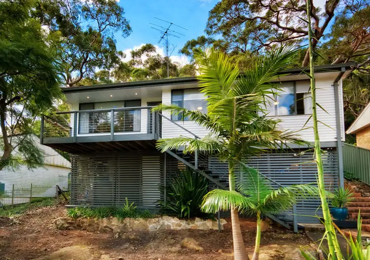 60 Sladden Road, Yarrawarrah NSW 2233