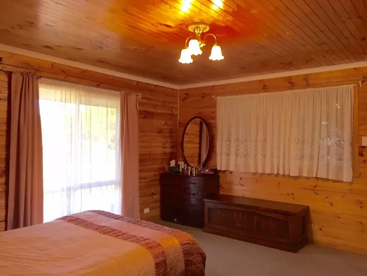 Sixth view of Homely house listing, 3 Gale Court, Scarsdale VIC 3351