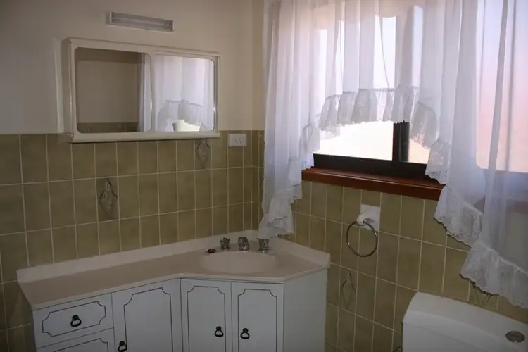 Sixth view of Homely house listing, 5 Kiah Avenue, Cooma NSW 2630