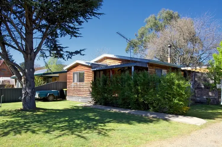 12 Alpine View Avenue, Bright VIC 3741