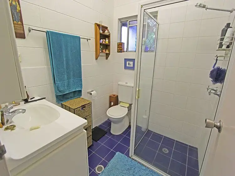 Fifth view of Homely unit listing, 4/8-10 Mt Peter Road, Edmonton QLD 4869