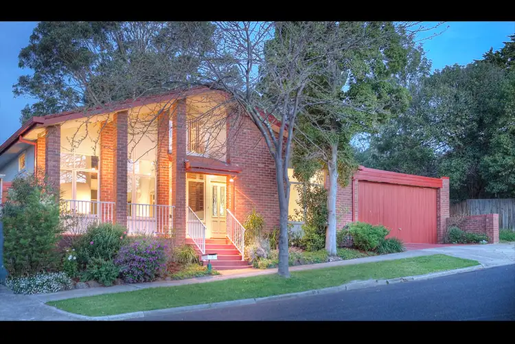 Second view of Homely house listing, 7 The Righi, Eaglemont VIC 3084