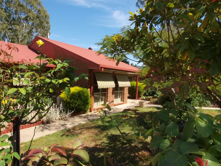 Second view of Homely house listing, 27 O'Donnell Avenue, Myrtleford VIC 3737