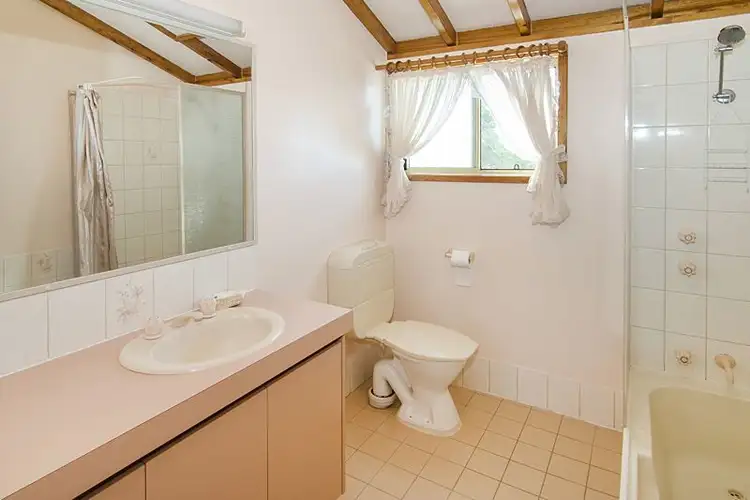 Seventh view of Homely house listing, 8 Kittyhawk Grove, Geographe WA 6280