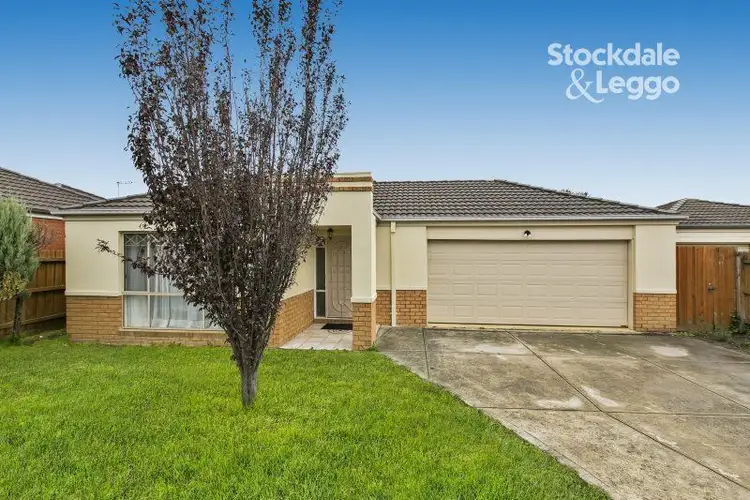 Fifth view of Homely house listing, 10 OVATA PLACE, Cranbourne West VIC 3977