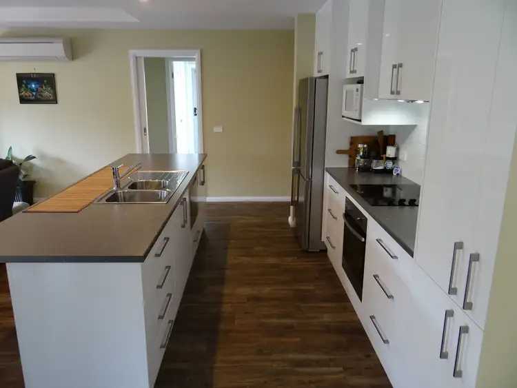 Fifth view of Homely house listing, 14 Mystery Basin Rise, Bright VIC 3741
