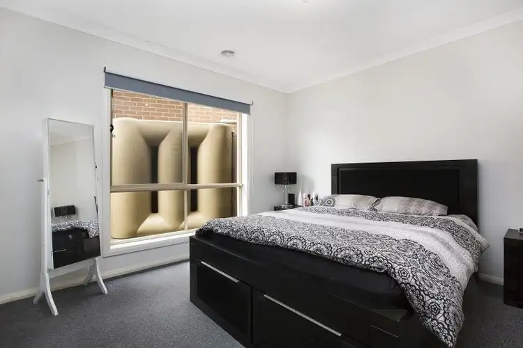 Fourth view of Homely unit listing, 1/16 PHELAN DRIVE, Cranbourne North VIC 3977