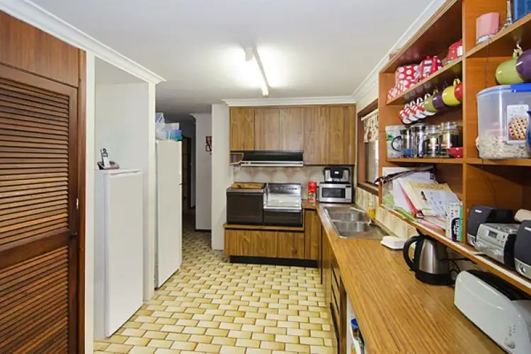 Second view of Homely house listing, 5 Kempston Place, Broadwater WA 6280