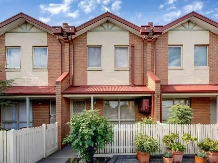 4/376 Barkly Street, Footscray VIC 3011
