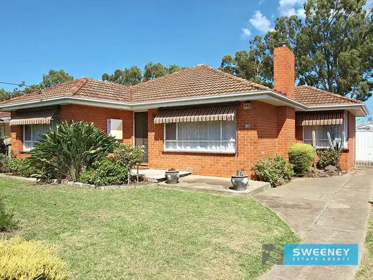 10 Noordenne Avenue, Seaholme VIC 3018