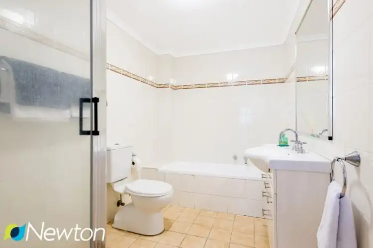 Fifth view of Homely apartment listing, 5/104-112 Glencoe Street, Sutherland NSW 2232