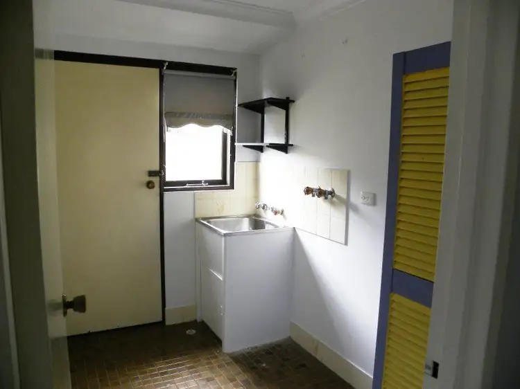 Fourth view of Homely unit listing, 12 Dealy Close, Cannington WA 6107