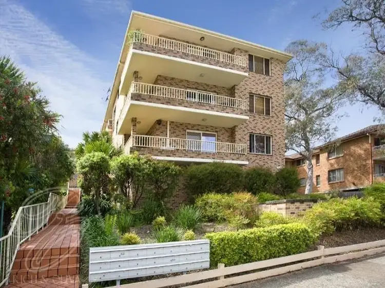 1/27 Jeffrey Street, Canterbury NSW 2193