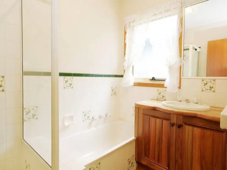 Fourth view of Homely unit listing, 1/40 Lascelles Avenue, Manifold Heights VIC 3218