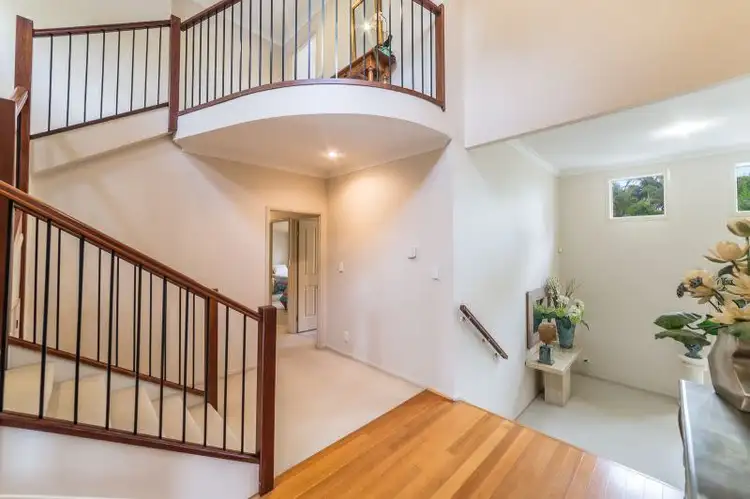 301 Ashmore Road, Benowa QLD 4217