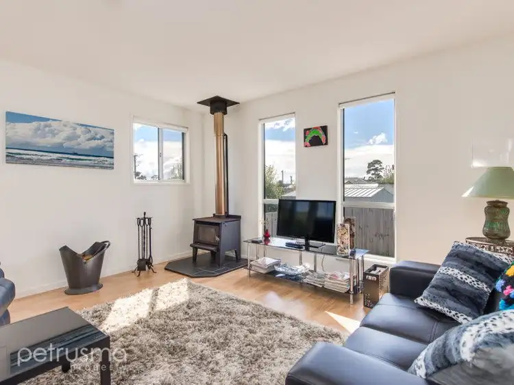 Third view of Homely villa listing, 2/31 Strawberry Hill Court, Orford TAS 7190