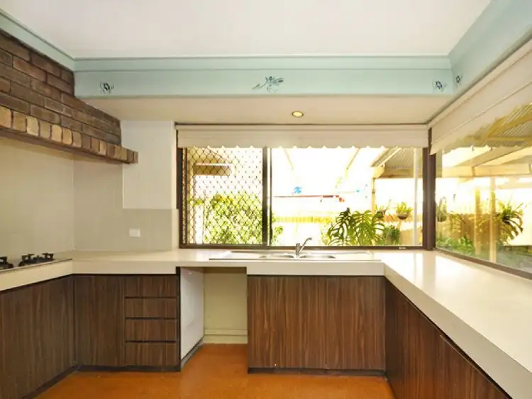 Fifth view of Homely house listing, 18 Amethyst Way, Carine WA 6020