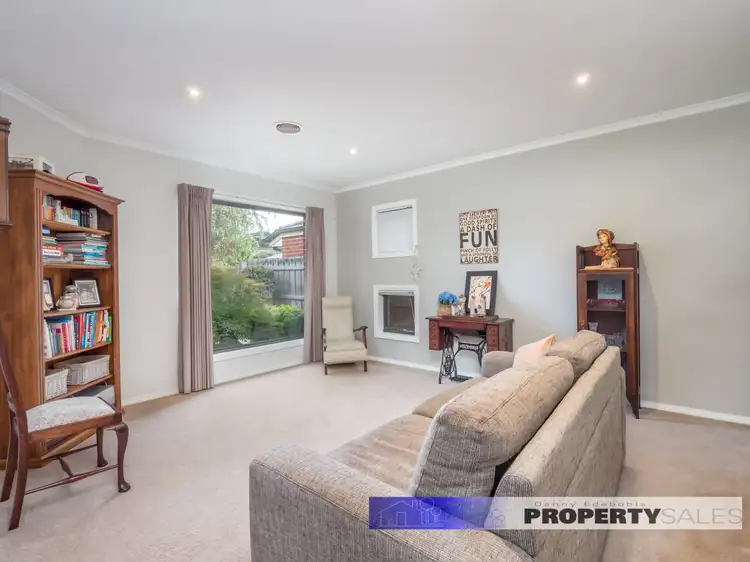 Second view of Homely house listing, 7 Vincent Boulevard, Trafalgar VIC 3824