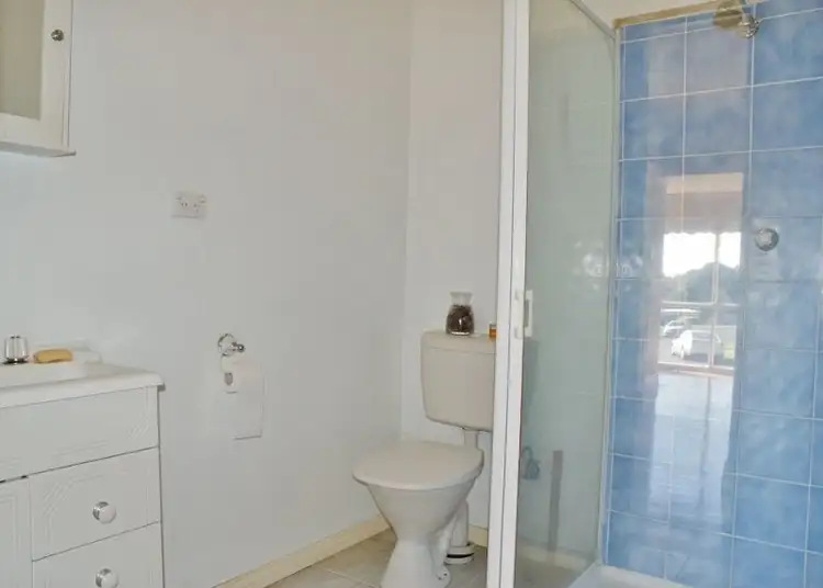 Seventh view of Homely house listing, 3 Sasse Court, Moe VIC 3825