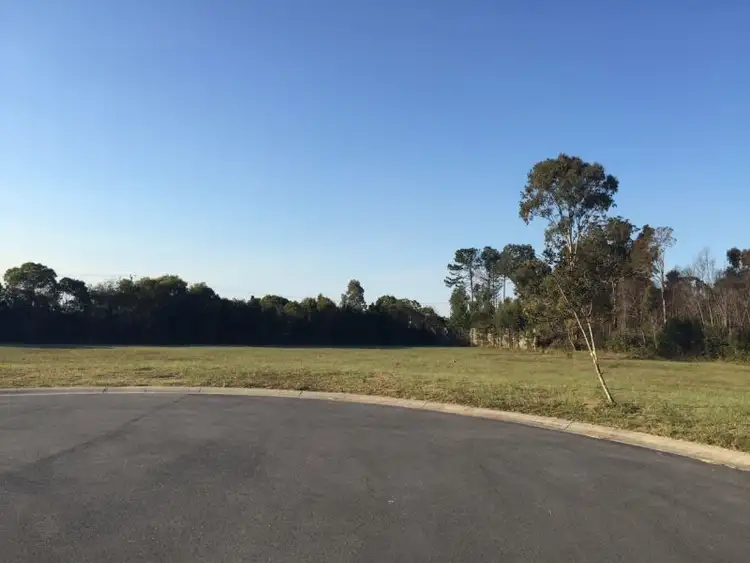 8, LOT 8, 31-33 Sydes Court, Ningi QLD 4511