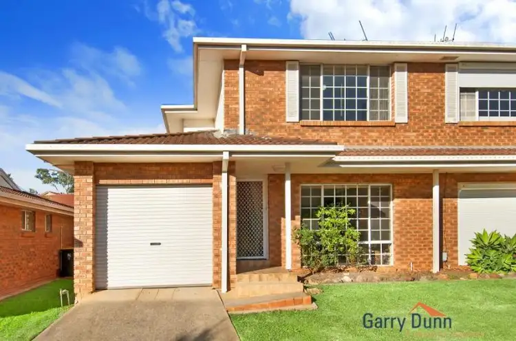 18/4 Jacquinot Pl, Glenfield NSW 2167