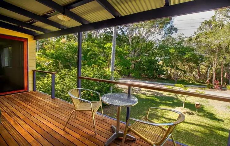 69 Ningi Esplanade, Ningi QLD 4511