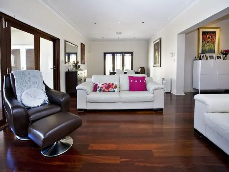 7 Raglan  Road, Mount Lawley WA 6050