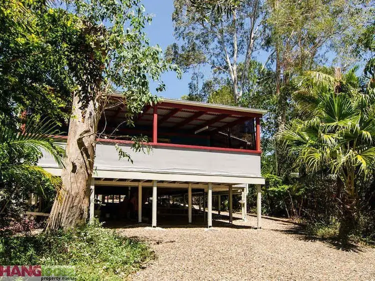 19 Pines Avenue, Cooroibah QLD 4565