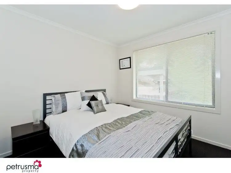 Sixth view of Homely unit listing, 2 / 2 Lomandra Drive, Blackmans Bay TAS 7052